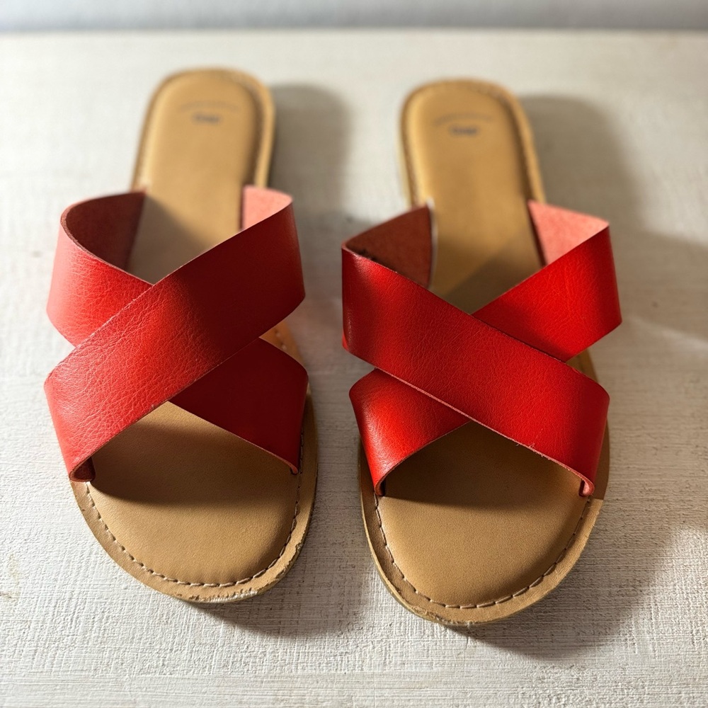 Gap flats size 8